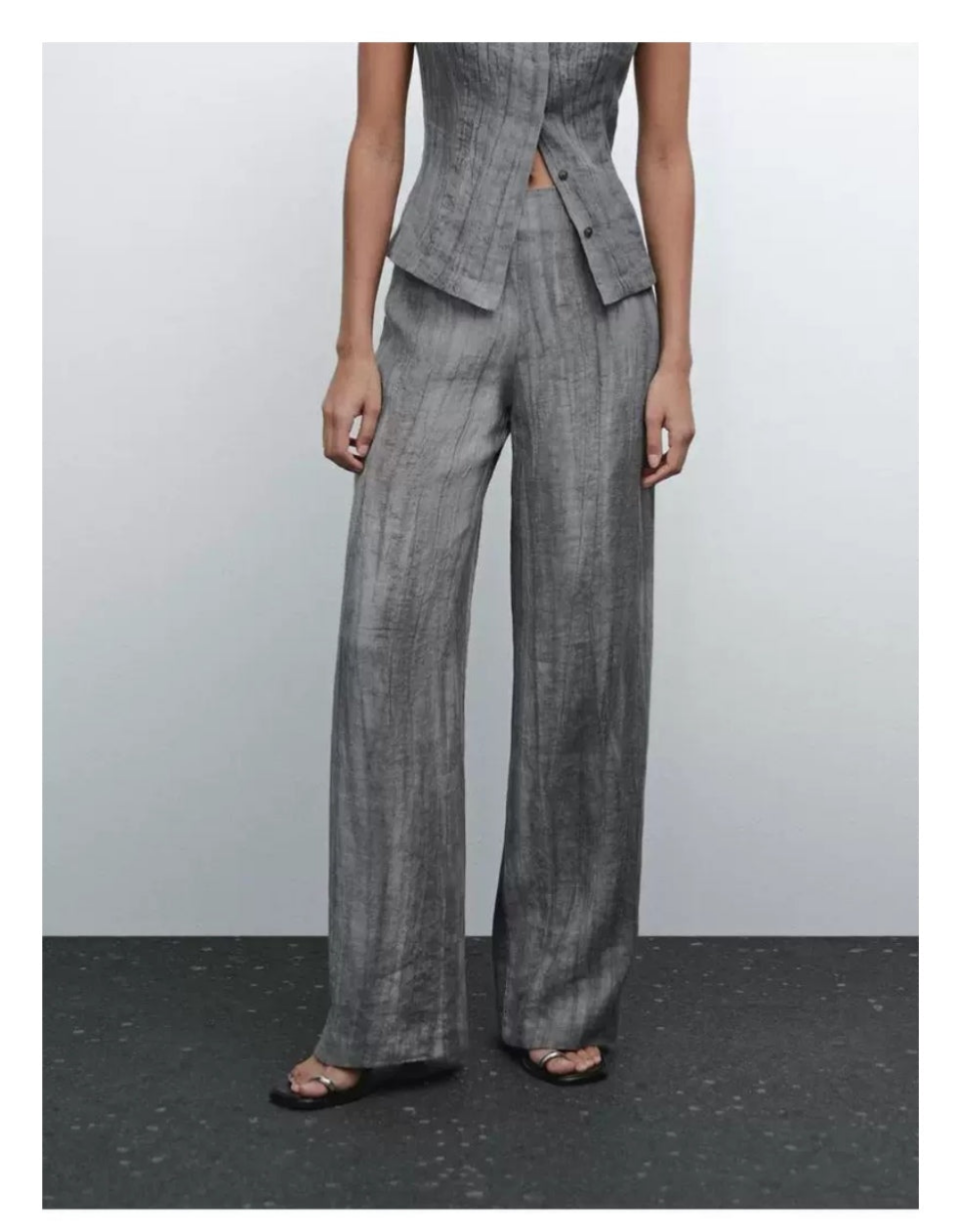 Conjunto chaleco y pantalon gris