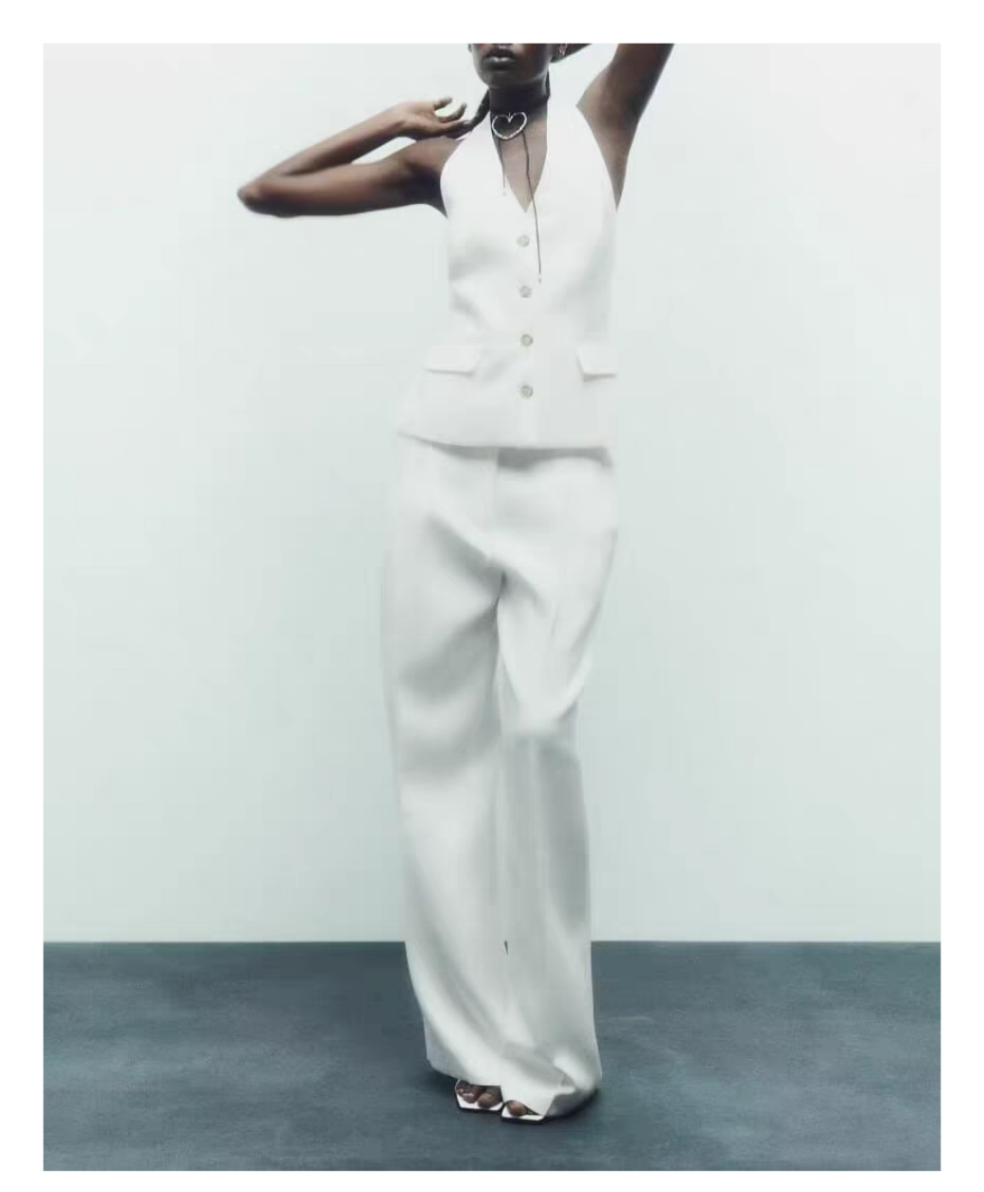 Conjunto chaleco y pantalón blanco