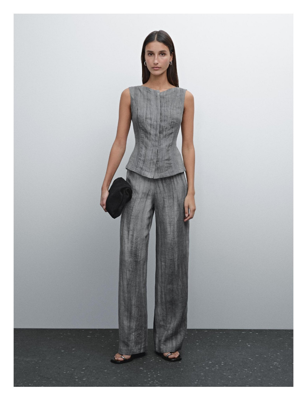 Conjunto chaleco y pantalon gris