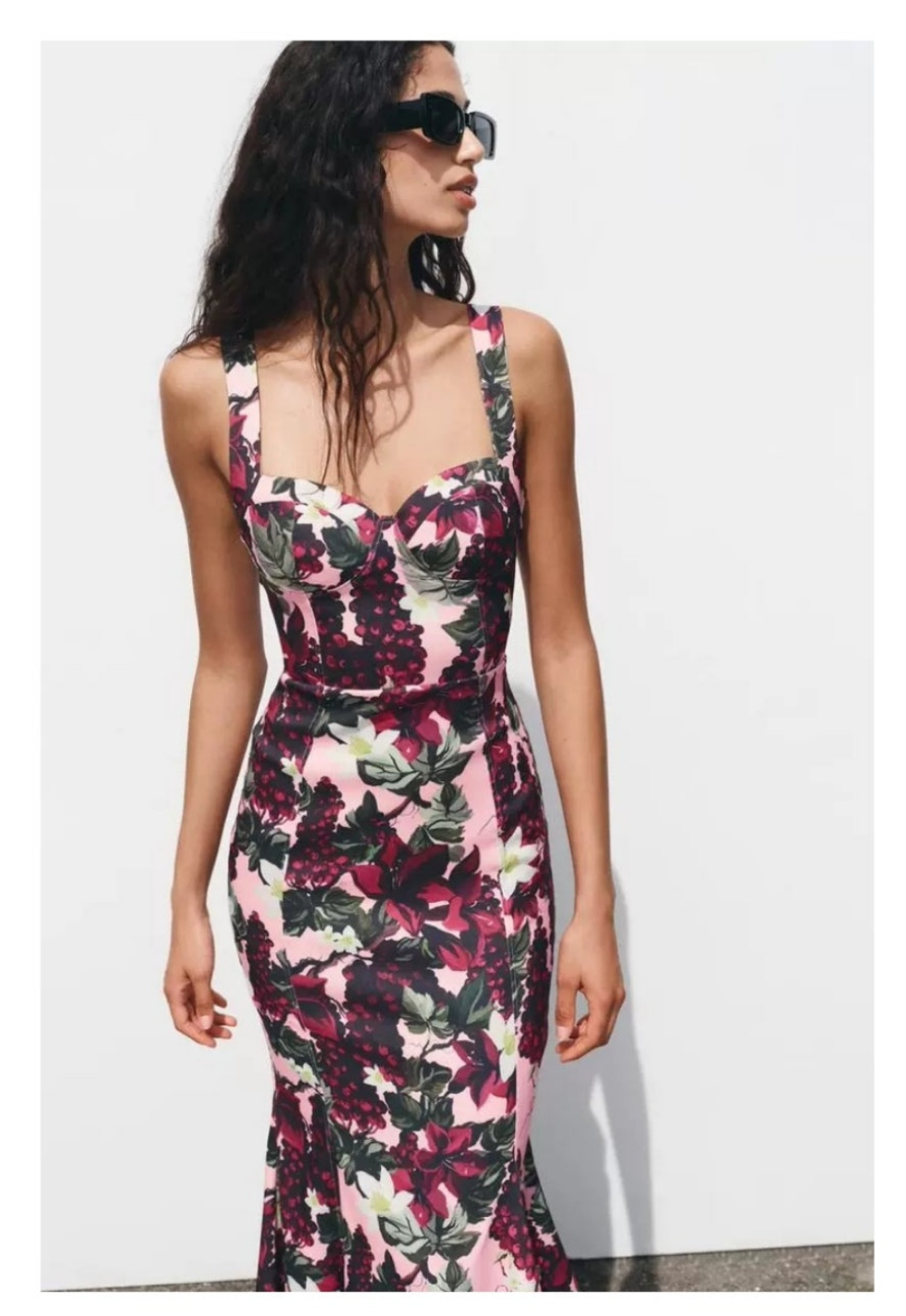 Vestido floral rosa morado