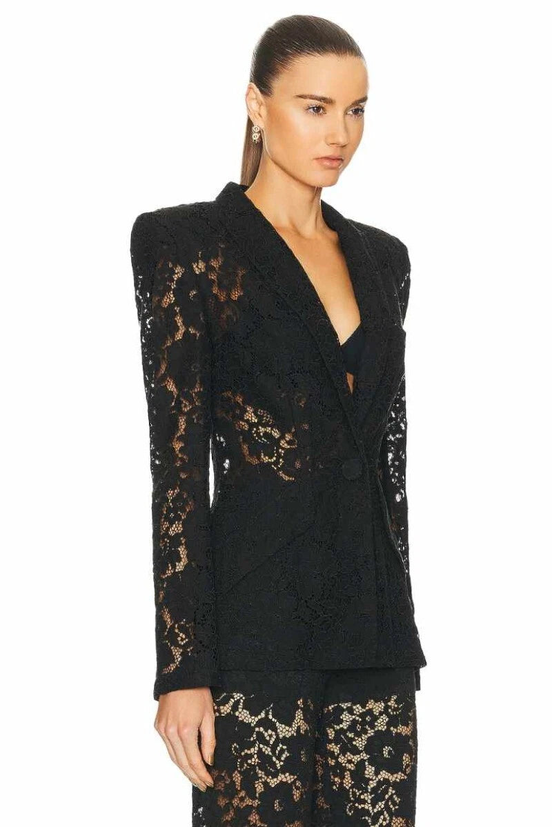 Conjunto saco y pantalon negro encaje