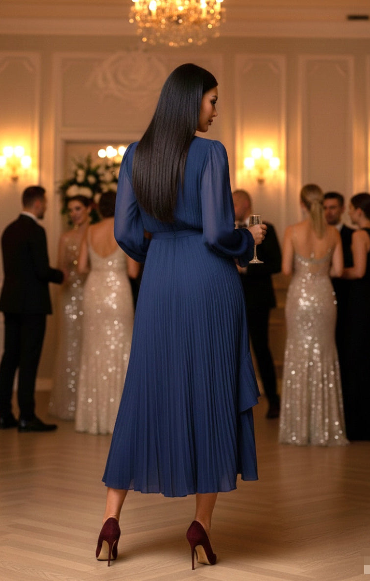 Vestido azul marino midi plisado