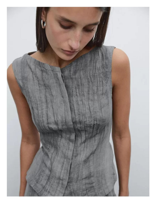 Conjunto chaleco y pantalon gris