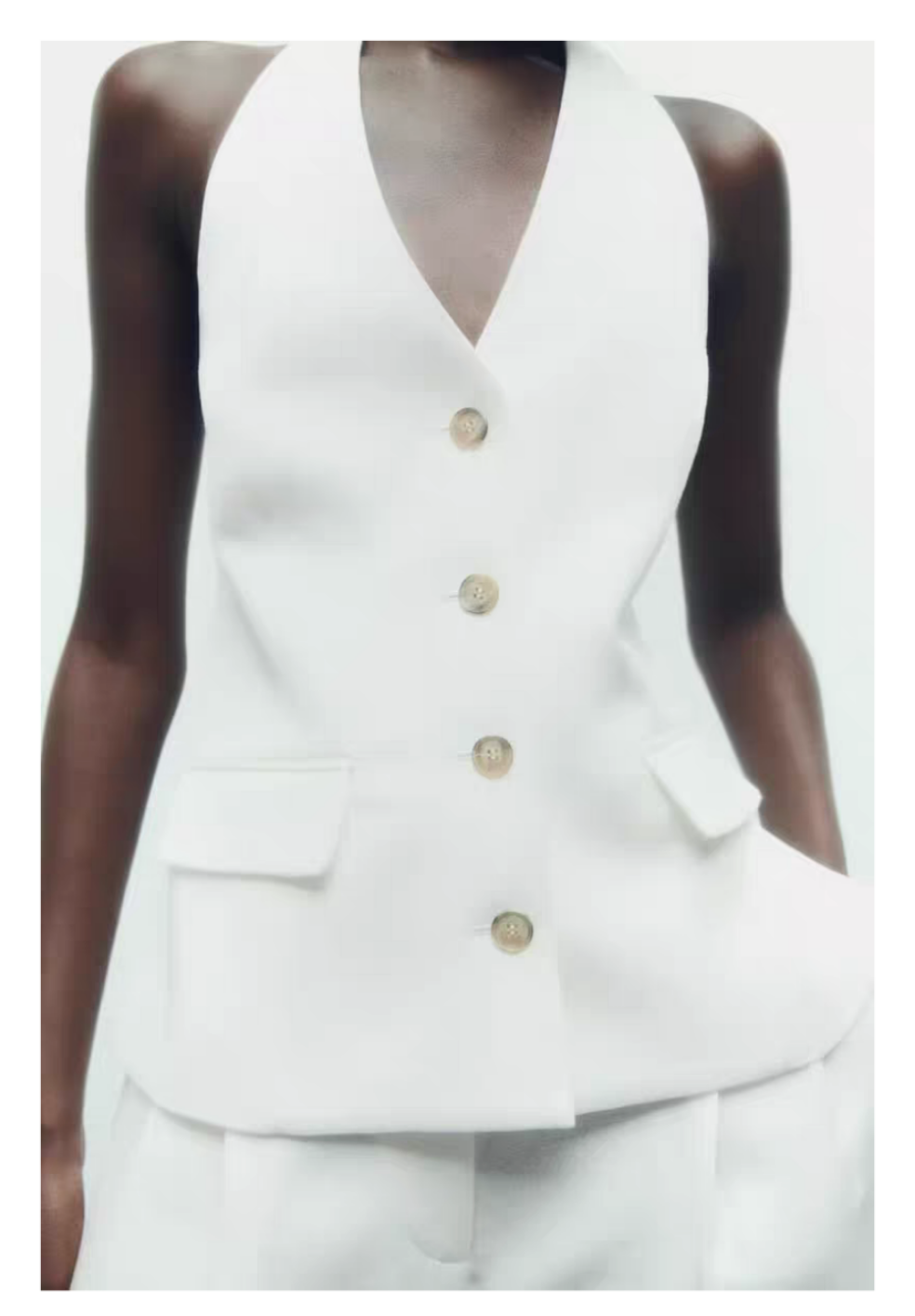 Conjunto chaleco y pantalón blanco