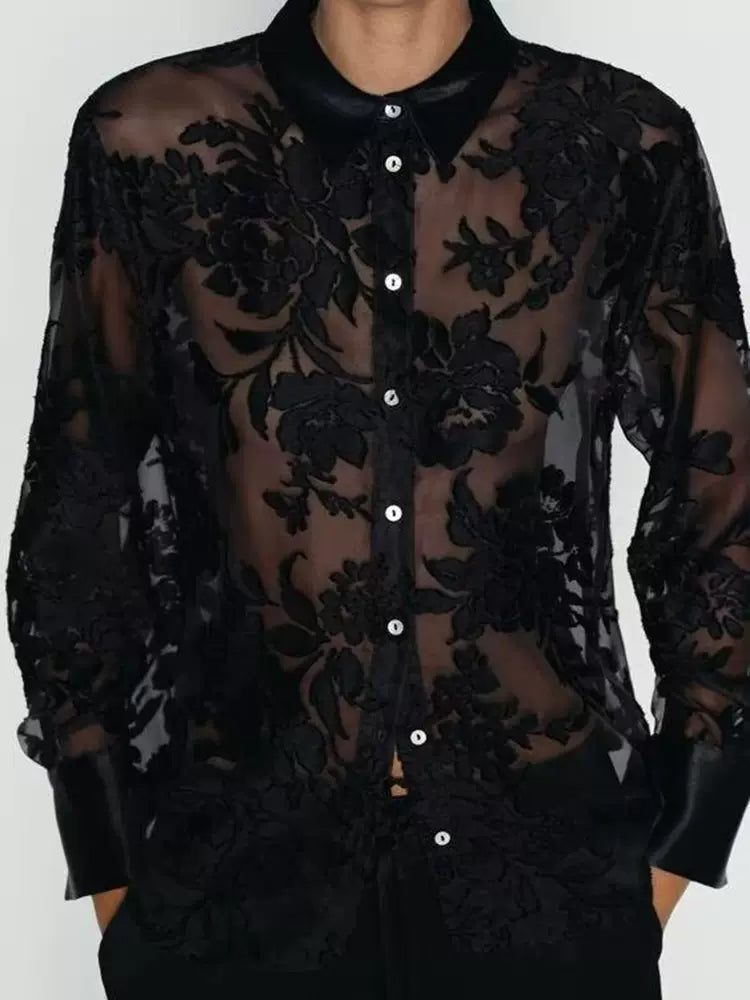 Camisa negra flor negra