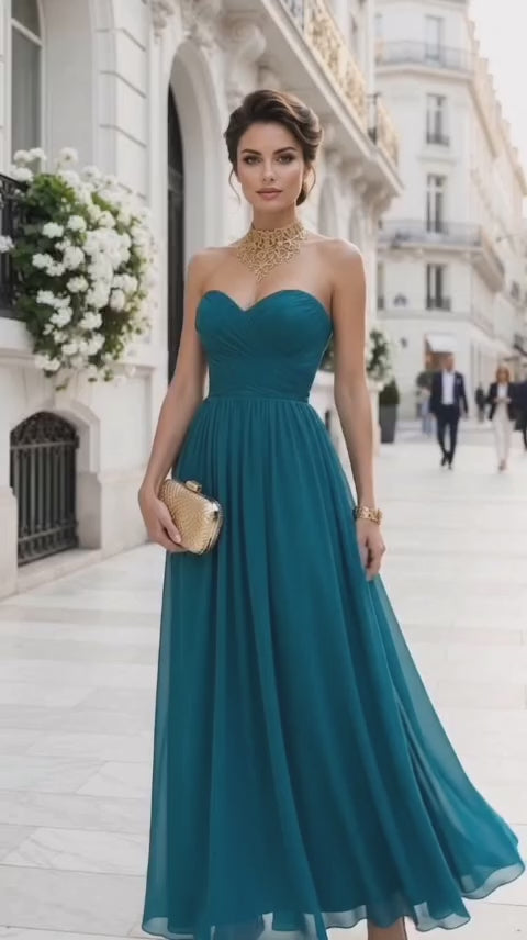 Vestido strapless azul petróleo