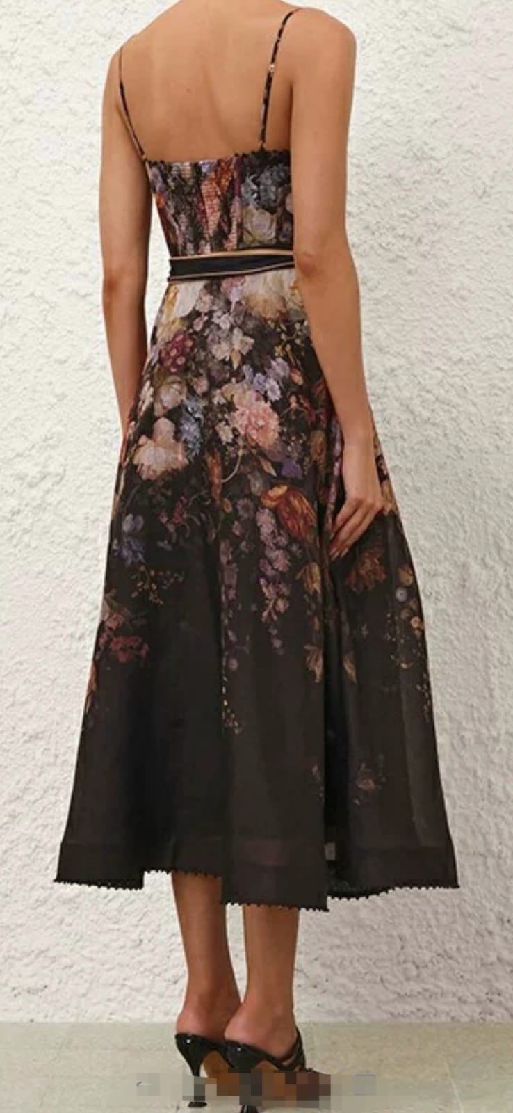 Vestido negro tirantes floreado