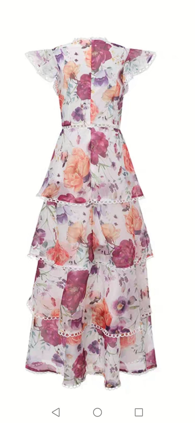 Vestido floreado fondo blanco