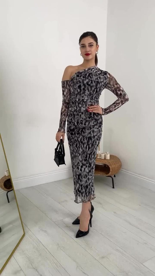 Vestido Animal print gris