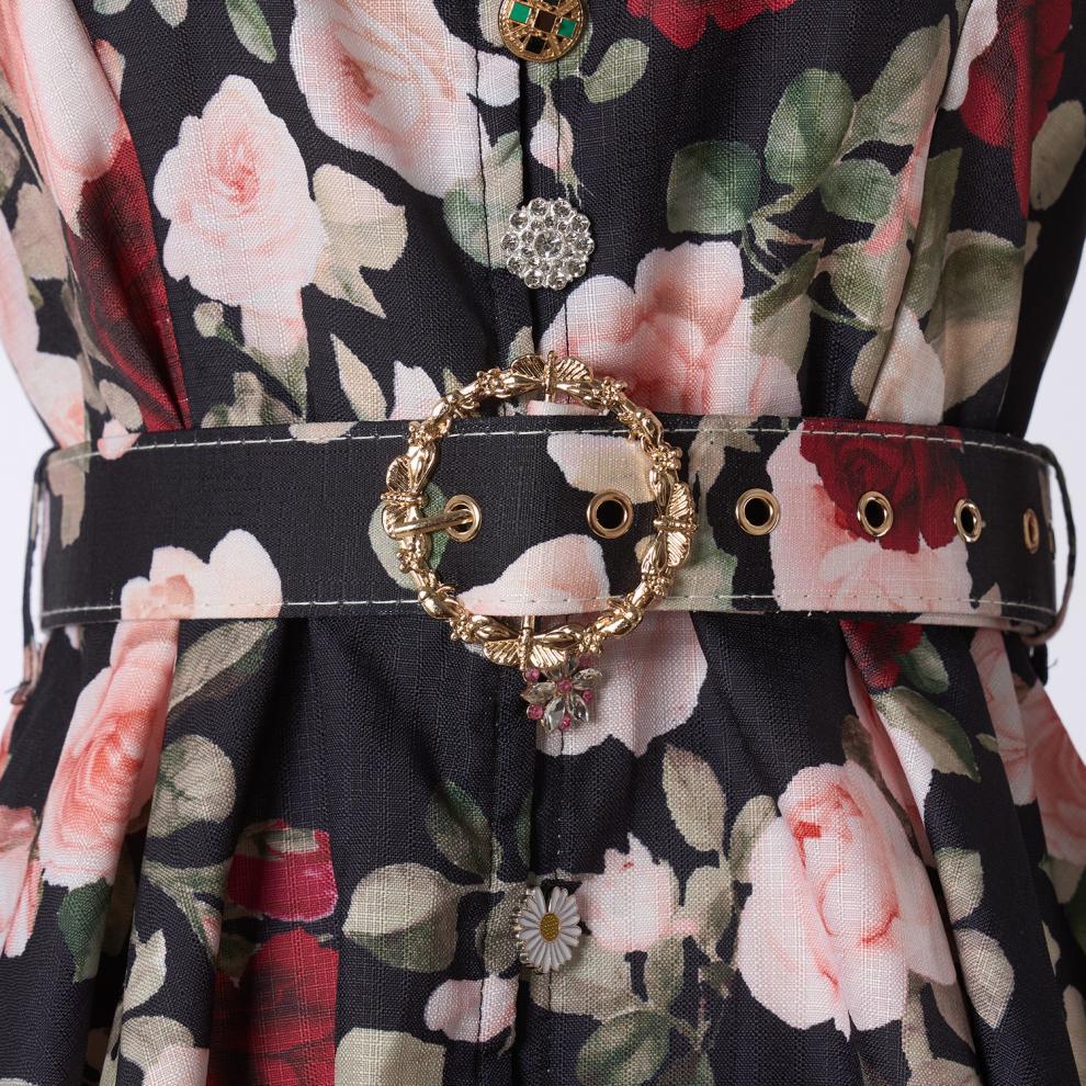 Vestido negro con flores rosas y rojas