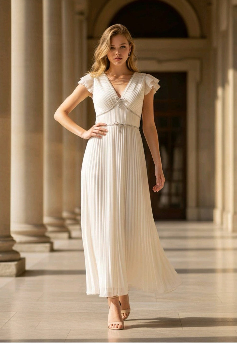 Vestido midi plisado hueso