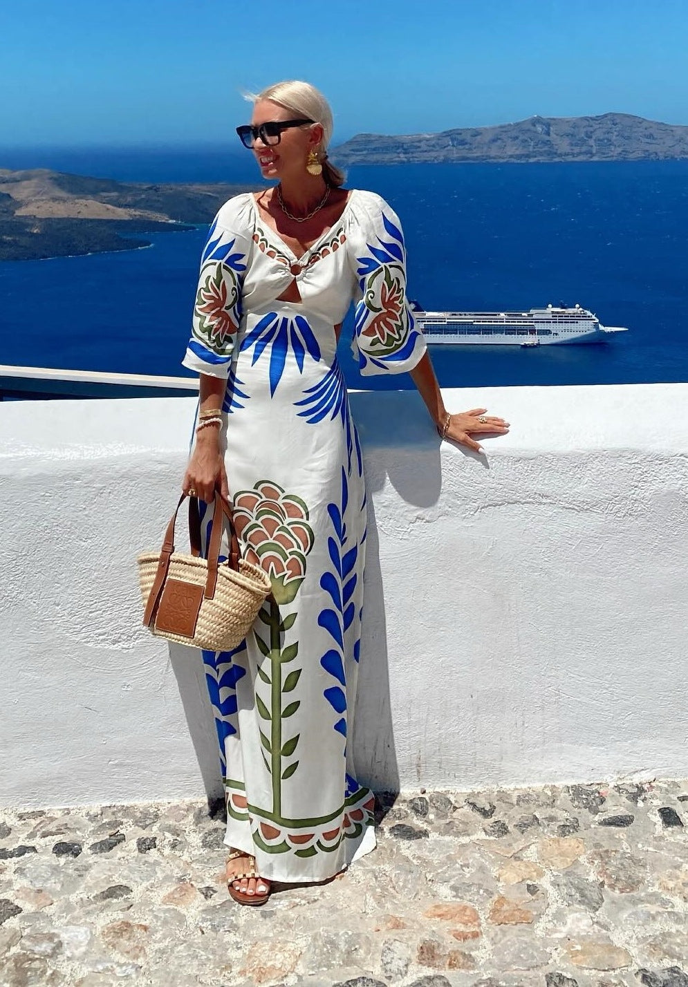 Vestido blanco con azul escote espalda