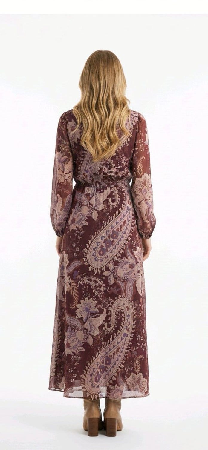 Vestido plisado tinto estampado
