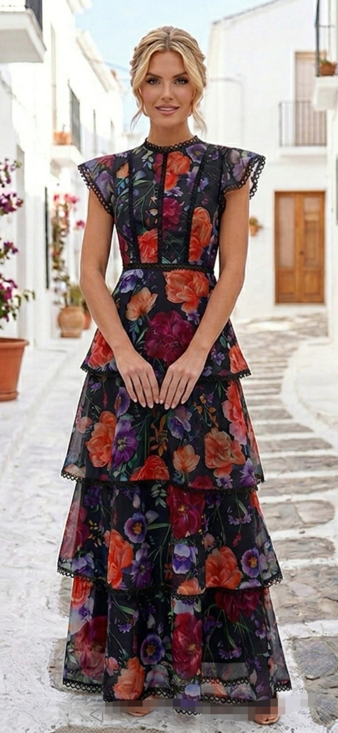 Vestido negro floral olanes