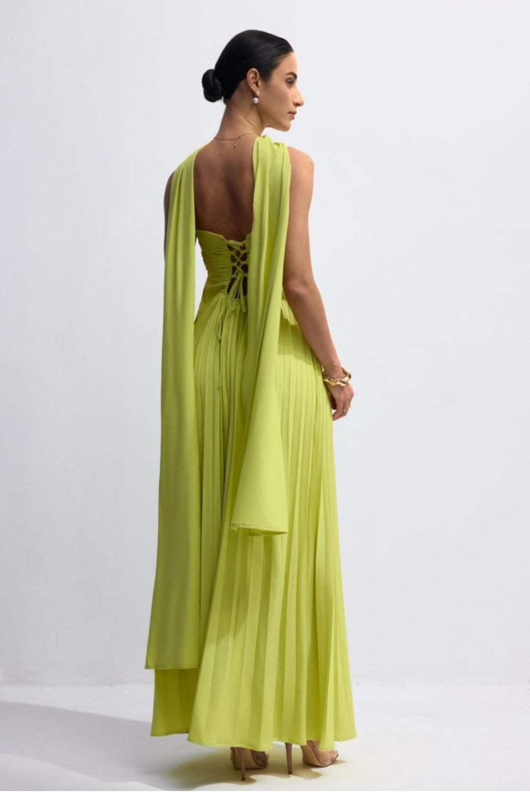 Vestido strapless amarillo limón