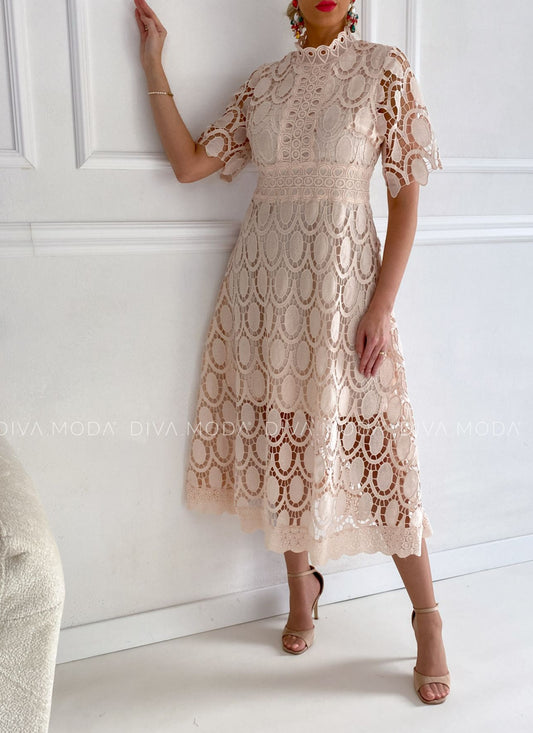 Vestido encaje color paté