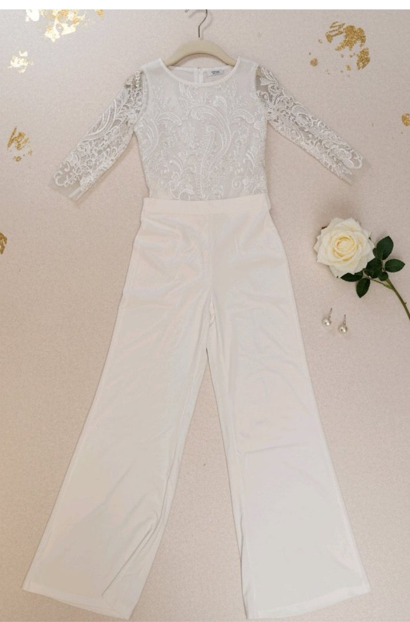 Conjunto blusa y pantalón blanco