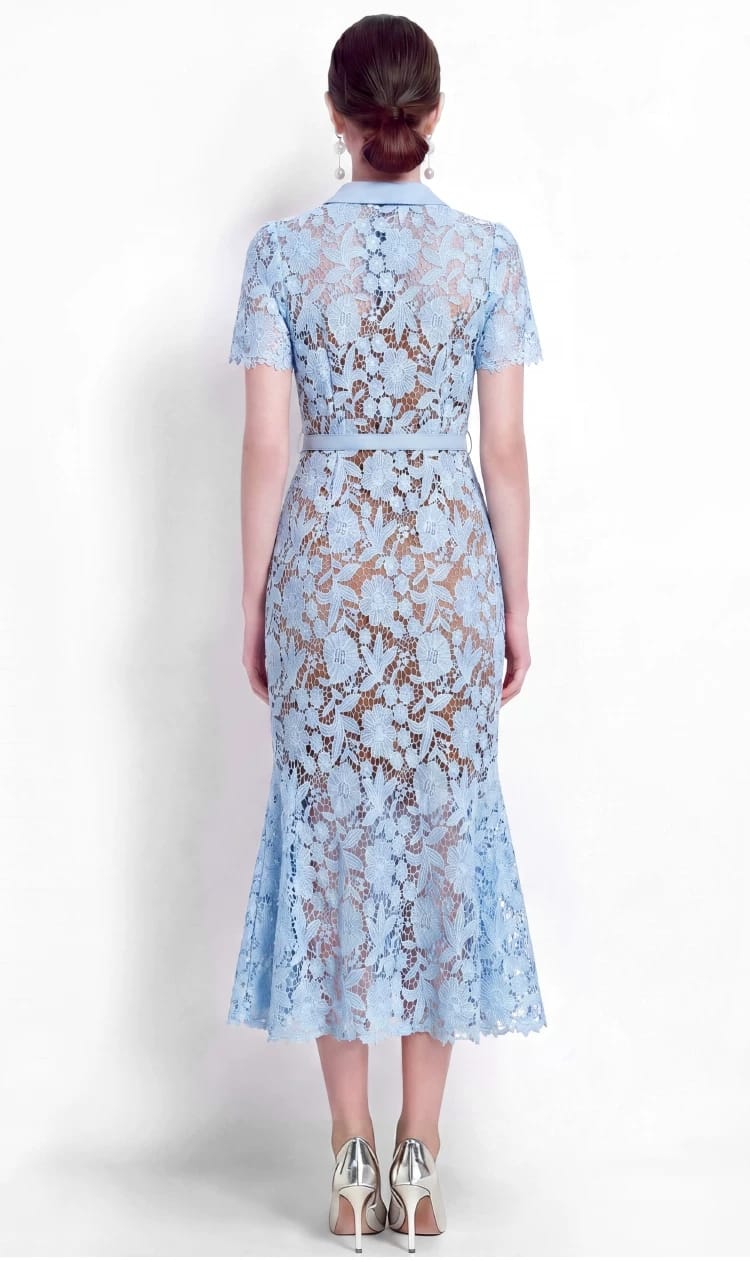 Vestido azul cielo manga corta