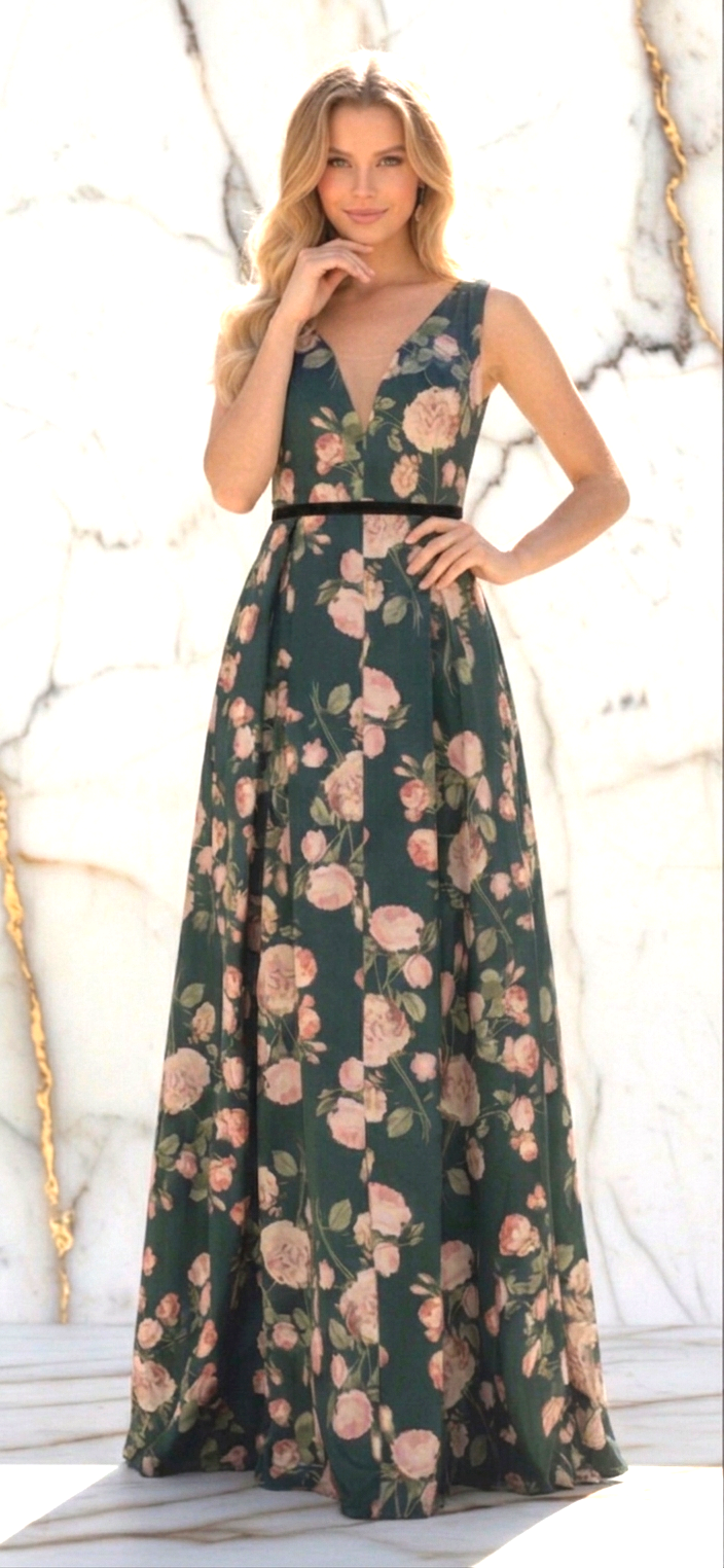 Vestido verde con estampado floral rosas