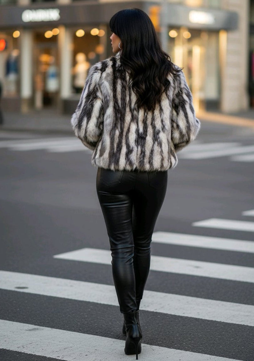 Abrigo multicolor sintético